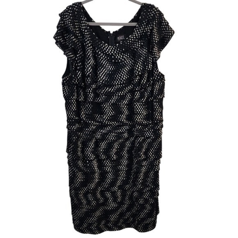 Adrianna Papell Woman Dress 22W Black Beige Tiered Cocktail Party Career